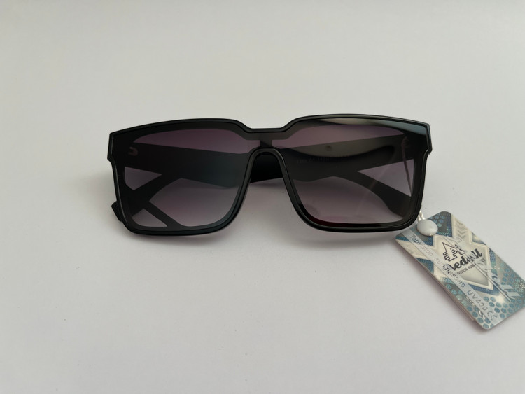 عینک آفتابی aedoll آلمان UV400 کد ۰۳۱