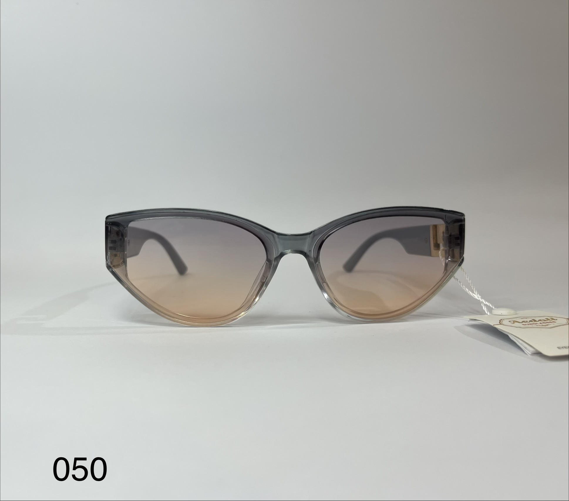 عینک آفتابی aedoll المان UV400 کد ۰۵۰